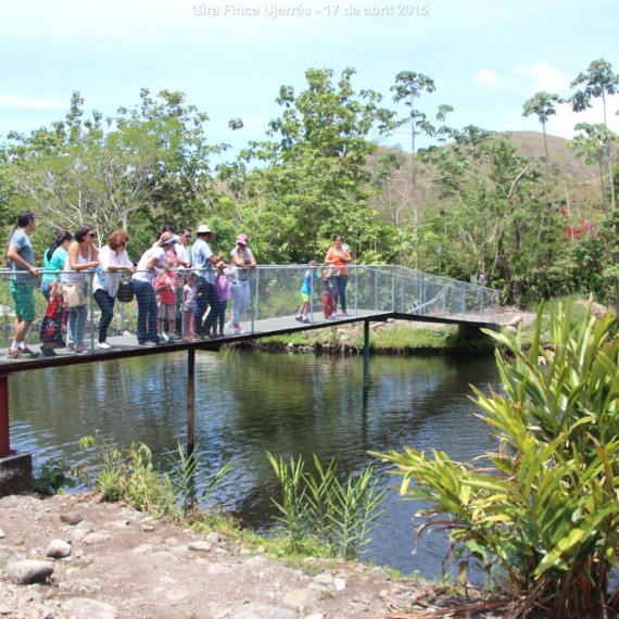 Gira Finca Ujarrás